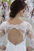 Robe de mariée simple plissé avec décoration dentelle col u profond jusqu'au sol - 4