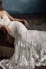 Robe de mariée luxueux serieuse en tulle longueru au niveau de sol de col en cœur - 4