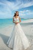 Robe de mariée romantique delicat avec perle au bord de la mer avec manche courte - 1