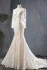 Robe de mariée en dentelle brillant salle interne de traîne courte distinguee - 4