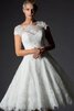 Robe de mariée plissé delicat moderne appliques au niveau de cou - 3