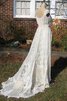 Robe de mariée distinguee a-ligne de traîne courte en plein air avec manche courte - 2