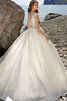 Abito da Sposa V-Scollo in Raso Allacciato con Increspato Coda A Strascico Corto Ball Gown - 2