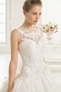 Robe de mariée derniere tendance en tulle a-ligne avec gaze de traîne courte - 3