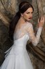 Zeitloses Spitze Sweep train romantisches Brautkleid mit Knöpfen mit Applike - 5