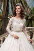 Robe de mariée modeste romantique jusqu'au sol avec fleurs avec perle - 3