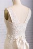 Outdoor Perlenbesetztes V-Ausschnitt schlichtes langes Brautkleid ohne Taille - 4