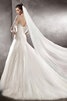 Robe de mariée cordon glamour en satin de princesse textile en tulle - 4