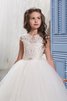 Robe de cortège enfant col u profond en tulle manche nulle avec perle jusqu'au sol - 3