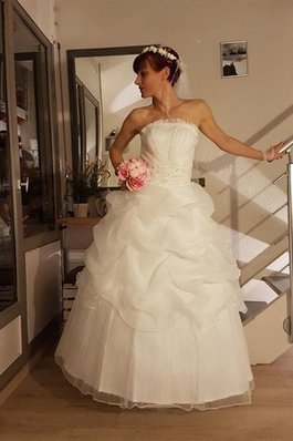 Abito da sposa affascinante con increspature allacciato con piega radiosa spazzola treno