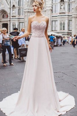 Robe de bal appliques de traîne courte a-ligne avec sans manches col en forme de cœur