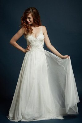 Robe de mariée ligne a satin extensible avec perle manche nulle bandouliere spaghetti