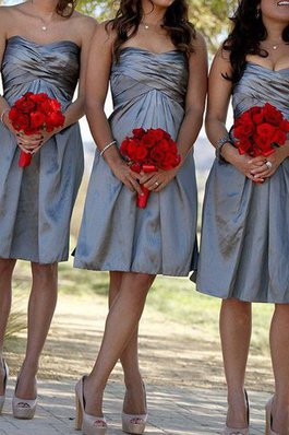 Vestido de Dama de Honor en Satén de Escote Corazón de Natural de Corto