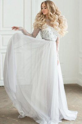 Robe de mariée humble col ras du cou avec manche longue au bord de la mer ligne a