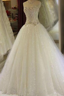 Abito da Sposa Cuore Romantico Coda A Strascico Corto Elegante con Perline in Tulle