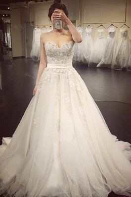 Abito da Sposa Romantico con Applique Moderno in Pizzo stravagante Coda A Strascico Corto