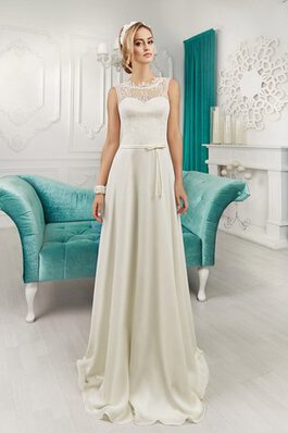 Robe de mariée en satin avec décoration dentelle manche nulle a-ligne de traîne courte