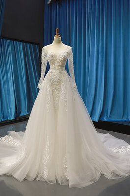 Robe de mariée avec manche longue encolure ronde élégant textile en tulle luxueux