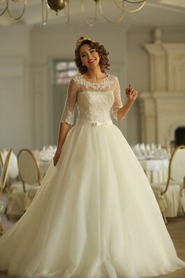 Robe de mariée textile en tulle appliques longueur au ras du sol ligne a encolure ronde