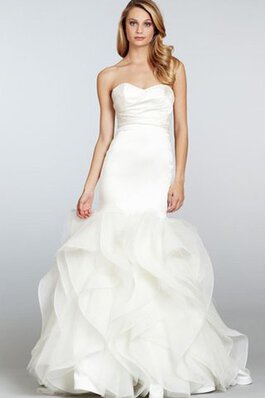 Robe de mariée pendant en satin ruché col ras du cou ruchés longs