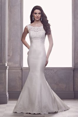 Robe de mariée distinguee avec gaze avec perle de traîne courte manche nulle