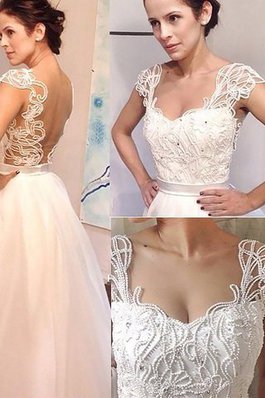 Elegante Vestido de Novia en Tul de Natural de Escote Corazón