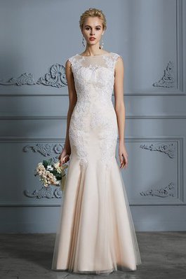 Abito da sposa a sala in tulle naturale con ricamo attraente seducente