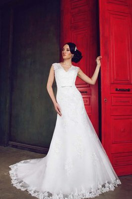 Abito da Sposa A-Line Lungo Naturale Coda A Strascico Cappella in Pizzo Senza Maniche