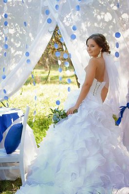 Abito da Sposa Sirena in pizzo Cappellino Senza Maniche in Organza Schiena Nuda