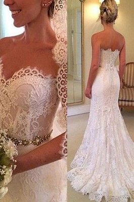 Robe de mariée en dentelle ceinture avec perle distinctif dos nu solennel