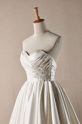 Robe de mariée de lotus decoration en fleur avec perle de col en cœur