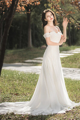 Vestido de Novia de Natural de Escote con Hombros caídos de Hasta el suelo de Atractivo