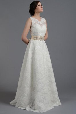 Robe de mariée naturel avec sans manches avec perle longueru au niveau de sol avec ruban