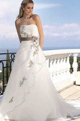 Abito da Sposa Cerniera senza strap con Applique A-Line con Festone A Terra