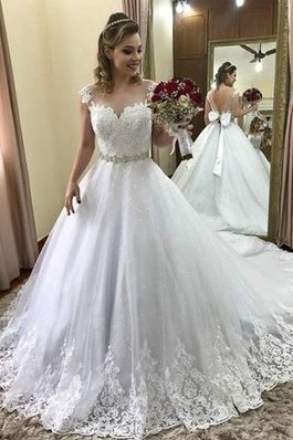 Abito da sposa con cristino speciale con perline con piega con fiocco farfalla ornamento