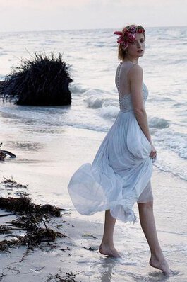 Abito da Sposa con Piega a Spiaggia in Chiffon con Perline Senza Maniche Elegante