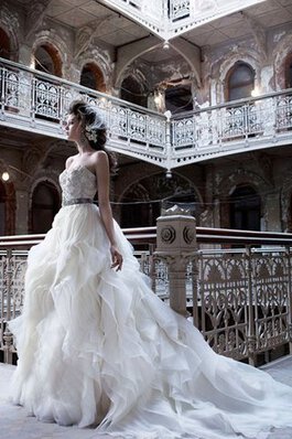 Abito da Sposa Senza Maniche Naturale in Organza Ball Gown Cuore Schiena Nuda