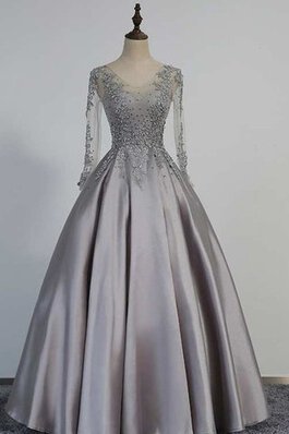 Robe de bal delicat intemporel de col en v avec manche longue avec décoration dentelle