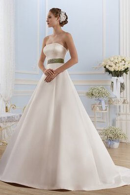 Abito da Sposa in Raso Semplice Spazzola Treno senza spalline Ball Gown Senza Maniche