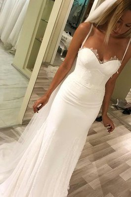 Sencillo Vestido de Novia de Maravilloso de Sala de Cola Barriba