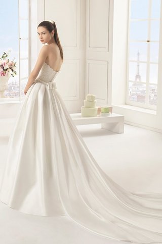 Robe de mariée distinguee plissage de traîne watteau de mode de bal branle - Photo 2