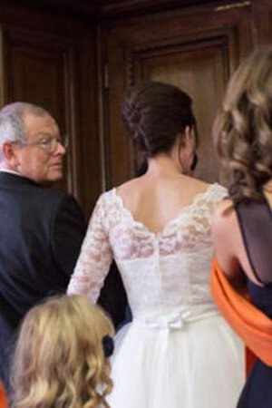 Robe de mariée modeste a-ligne brodé avec nœud en tulle - Photo 3