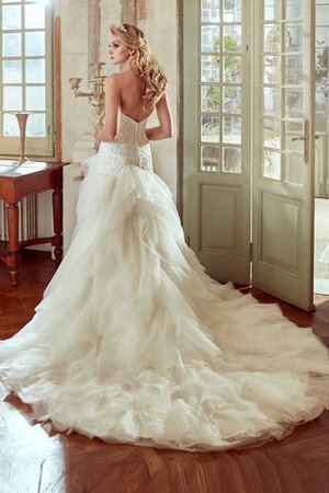 Normale Taille A-Linie Ärmelloses Elegantes Brautkleid mit vorne Schlitz mit Bordüre - Bild 2