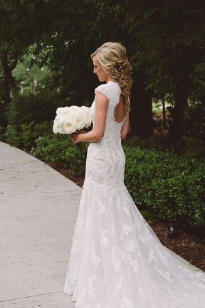 Abito da sposa con piega con manica corte onorevole tubino in pizzo all aperto - Foto 2