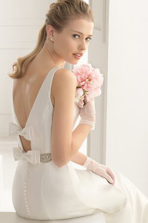 Robe de mariée en satin ceinture en étoffe avec perle trou serre de traîne moyenne - Photo 3