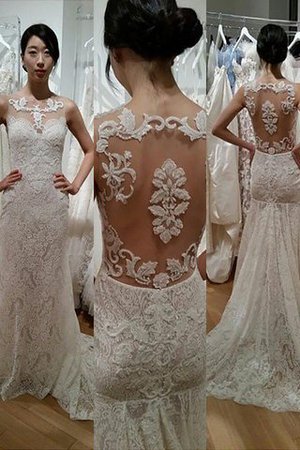 Robe de mariée naturel delicat avec décoration dentelle manche nulle de sirène - Photo 1