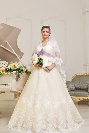 Robe de mariée naturel cordon avec perle de col en v avec manche épeules enveloppants - Photo 3