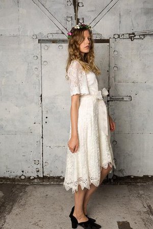 Robe de mariée naturel avec nœud de col en v ceinture a-ligne - Photo 3