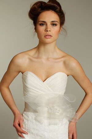 Robe de mariée naturel ceinture avec ruban avec nœud à boucles col en forme de cœur - Photo 4