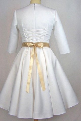 Robe de mariée courte en 1/2 manche ceinture a-ligne en satin - Photo 2